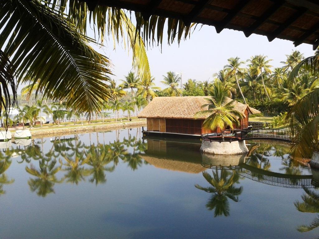 Vasundhara Sarovar Premiere Alappuzha Екстериор снимка