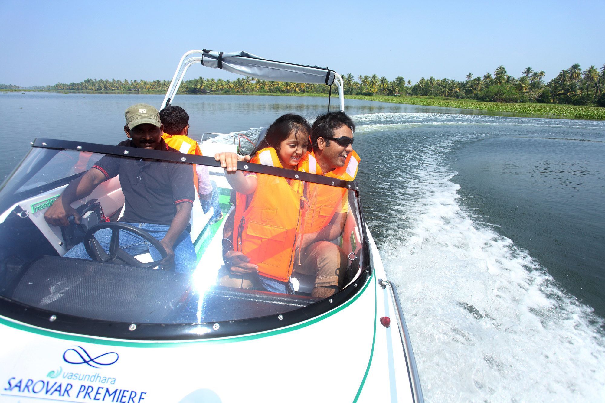 Vasundhara Sarovar Premiere Alappuzha Екстериор снимка